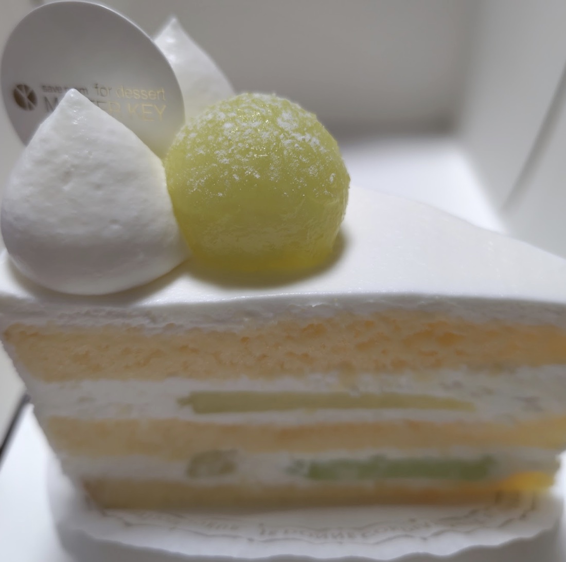 母がごちそうしてくれたデザートのケーキ