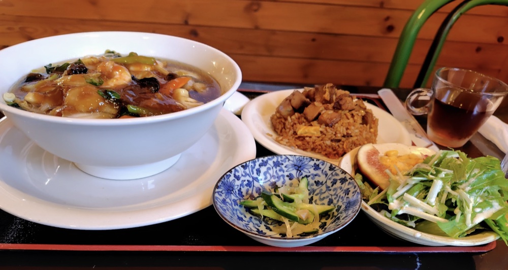 中華そばライチのエビあんかけ麺と定食